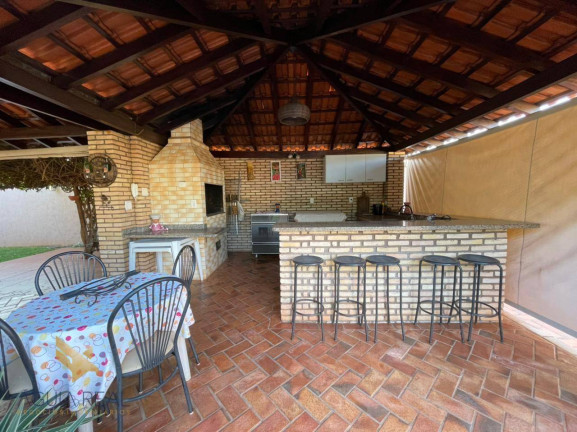 Imagem Sobrado com 4 Quartos à Venda, 429 m² em Monte Carlo - Campo Grande Imagem Sobrado com 4 Quartos à Venda, 429 m² em Monte Carlo - Campo Grande
