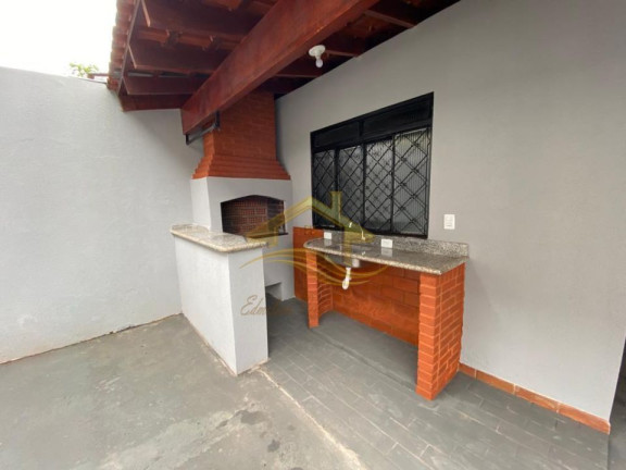 Imagem Casa com 3 Quartos à Venda, 240 m² em Jardim Guararapes - Londrina