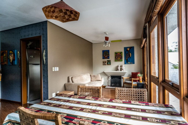 Imagem Cobertura com 3 Quartos à Venda, 279 m² em Petrópolis - Porto Alegre Imagem Cobertura com 3 Quartos à Venda, 279 m² em Petrópolis - Porto Alegre