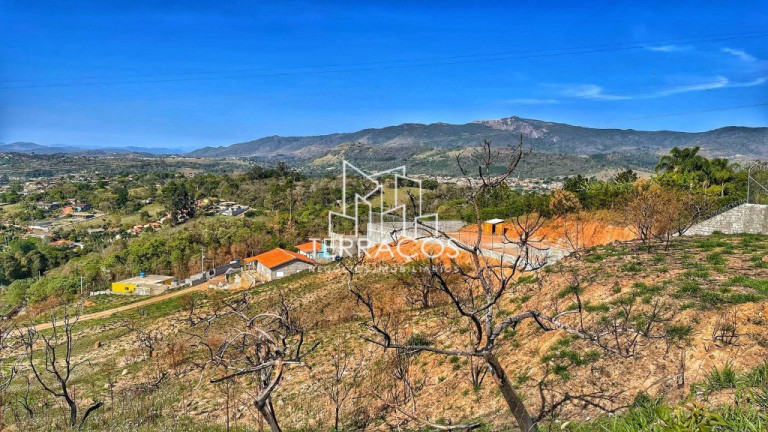 Imagem Terreno à Venda, 2.100 m² em Jardim Estância Brasil - Atibaia Imagem Terreno à Venda, 2.100 m² em Jardim Estância Brasil - Atibaia
