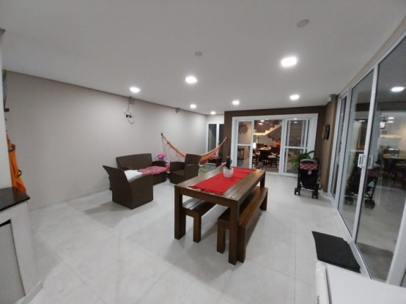 Casa com 4 Quartos à Venda, 241 m² em Urbanova - São José Dos Campos