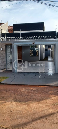 Casa com 3 Quartos à Venda, 122 m² em Vila Nossa Senhora Das Graças - Campo Grande
