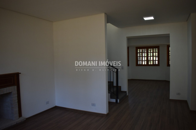 Imagem Casa com 4 Quartos à Venda, 149 m² em Região Do Parque Da água Santa - Campos Do Jordão Imagem Casa com 4 Quartos à Venda, 149 m² em Região Do Parque Da água Santa - Campos Do Jordão