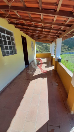Imagem Imóvel com 6 Quartos à Venda, 250 m² em Centro - Pedra Bela Imagem Imóvel com 6 Quartos à Venda, 250 m² em Centro - Pedra Bela