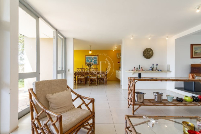 Imagem Casa com 4 Quartos à Venda, 350 m² em Jardim Leonor - São Paulo Imagem Casa com 4 Quartos à Venda, 350 m² em Jardim Leonor - São Paulo