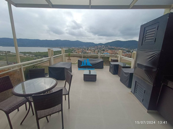 Imagem Casa com 4 Quartos à Venda, 550 m² em Camboinhas - Niterói