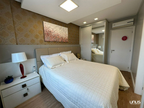 Imagem Apartamento com 3 Quartos à Venda, 96 m² em Itacorubi - Florianópolis