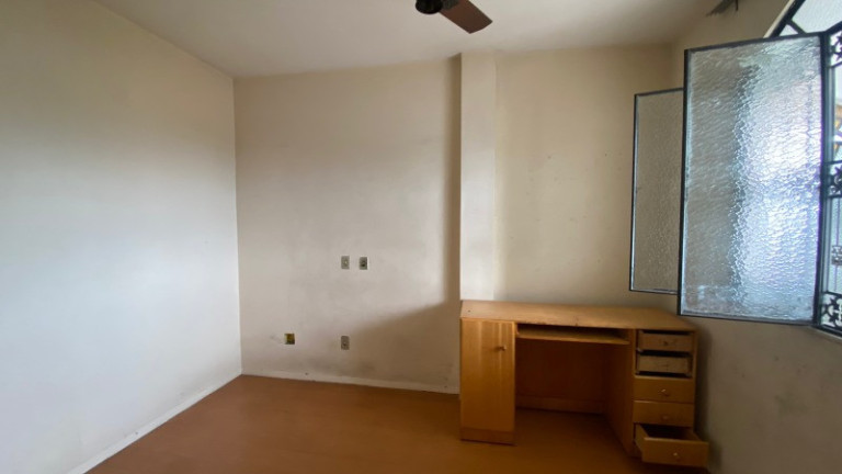 Imagem Casa com 4 Quartos à Venda, 225 m² em Bento Ribeiro - Rio De Janeiro Imagem Casa com 4 Quartos à Venda, 225 m² em Bento Ribeiro - Rio De Janeiro