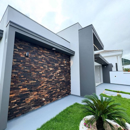 Imagem Casa com 3 Quartos à Venda, 121 m² em Forquilhas - São José