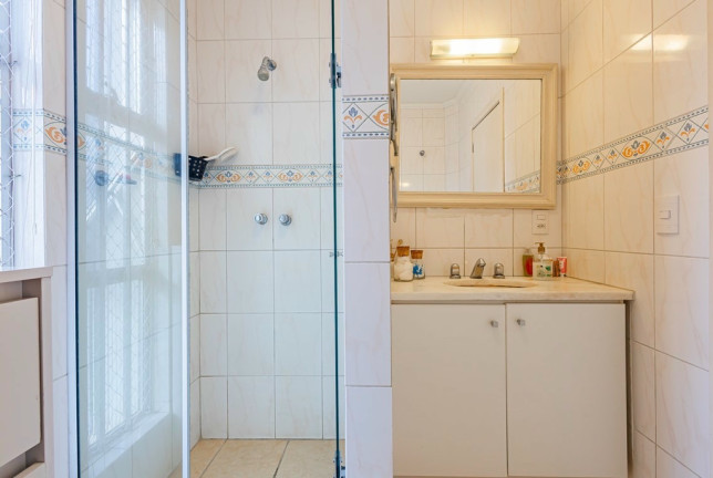 Imagem Apartamento com 2 Quartos à Venda, 80 m² em Petrópolis - Porto Alegre Imagem Apartamento com 2 Quartos à Venda, 80 m² em Petrópolis - Porto Alegre