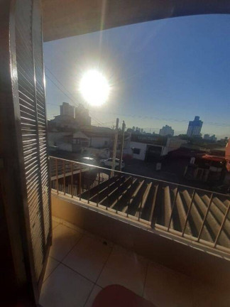 Imagem Casa com 2 Quartos à Venda, 150 m² em Vila Jaboticabeira - Taubaté Imagem Casa com 2 Quartos à Venda, 150 m² em Vila Jaboticabeira - Taubaté