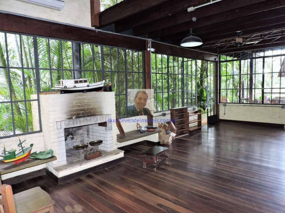 Imagem Casa com 5 Quartos à Venda, 365 m² em Chácara Dos Junqueiras - Carapicuíba Imagem Casa com 5 Quartos à Venda, 365 m² em Chácara Dos Junqueiras - Carapicuíba