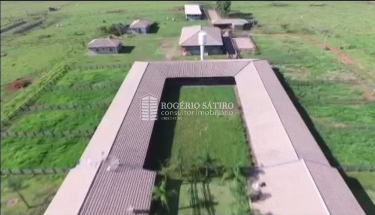 Imagem Imóvel com 3 Quartos à Venda, 195.500.000 m² em Centro - Uberaba Imagem Imóvel com 3 Quartos à Venda, 195.500.000 m² em Centro - Uberaba