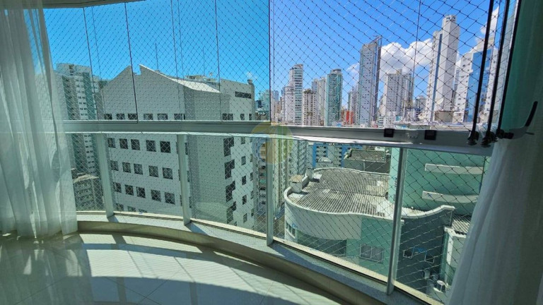 Imagem Apartamento com 3 Quartos à Venda, 133 m² em Centro - Balneário Camboriú Imagem Apartamento com 3 Quartos à Venda, 133 m² em Centro - Balneário Camboriú