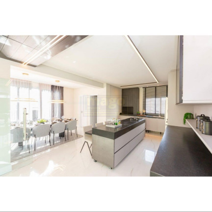 Imagem Apartamento com 5 Quartos à Venda, em Centro - Balneário Camboriú Imagem Apartamento com 5 Quartos à Venda, em Centro - Balneário Camboriú