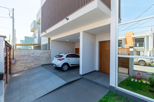 Imagem Casa com 3 Quartos à Venda, 200 m² em Estância Velha - Canoas Imagem Casa com 3 Quartos à Venda, 200 m² em Estância Velha - Canoas