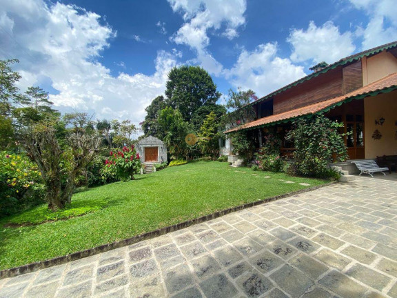 Imagem Casa com 6 Quartos à Venda, 350 m² em Iucas - Teresópolis Imagem Casa com 6 Quartos à Venda, 350 m² em Iucas - Teresópolis