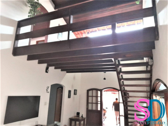 Casa com 5 Quartos à Venda, 270 m² em Barra Da Lagoa - Ubatuba
