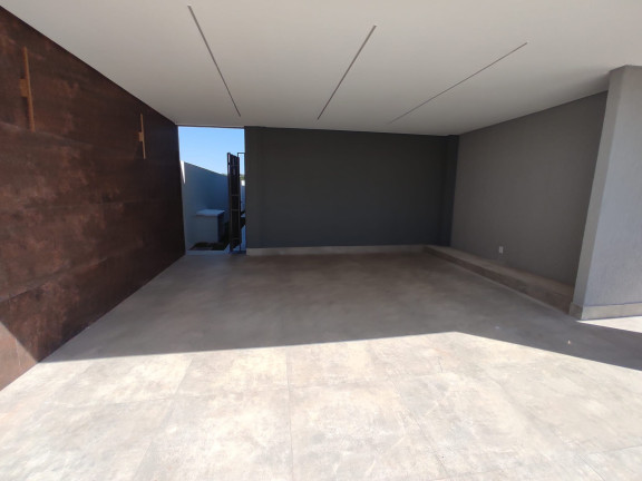Imagem Imóvel com 
            	3             Quartos à Venda, 169 m² em 
            	Jardins Porto             - 
            	Senador Canedo            