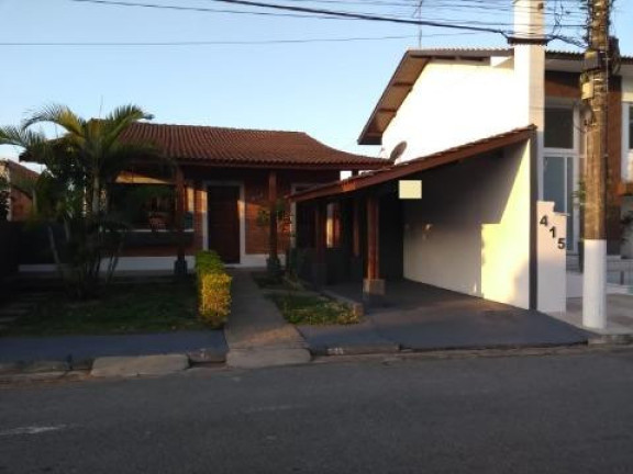 Imagem Casa de Condomínio com 3 Quartos para Alugar, 250 m² em Arujázinho Iv - Arujá Imagem Casa de Condomínio com 3 Quartos para Alugar, 250 m² em Arujázinho Iv - Arujá
