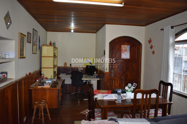 Imagem Casa com 4 Quartos à Venda, 167 m² em Região Do Toriba - Campos Do Jordão Imagem Casa com 4 Quartos à Venda, 167 m² em Região Do Toriba - Campos Do Jordão