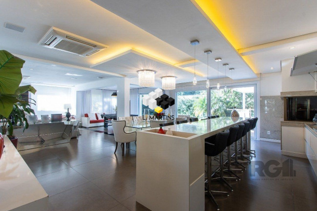 Casa com 5 Quartos à Venda, 457 m² em Pedra Redonda - Porto Alegre