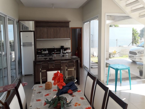 Imagem Imóvel com 3 Quartos à Venda, 320 m² em Centro - Salto Imagem Imóvel com 3 Quartos à Venda, 320 m² em Centro - Salto