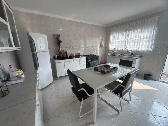 Imagem Casa com 3 Quartos à Venda, 250 m² em Jardim Adriana - Guarulhos Imagem Casa com 3 Quartos à Venda, 250 m² em Jardim Adriana - Guarulhos