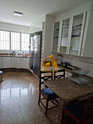 Imagem Casa com 5 Quartos à Venda ou Locação, 700 m² em Alphaville - Barueri Imagem Casa com 5 Quartos à Venda ou Locação, 700 m² em Alphaville - Barueri