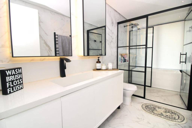Imagem Casa com 5 Quartos à Venda, em Xangri-lá Imagem Casa com 5 Quartos à Venda, em Xangri-lá