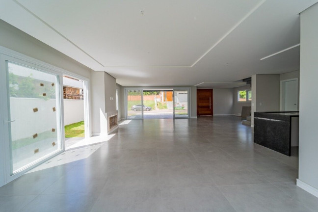 Imagem Casa de Condomínio com 3 Quartos à Venda, 300 m² em Vila Nova - Porto Alegre Imagem Casa de Condomínio com 3 Quartos à Venda, 300 m² em Vila Nova - Porto Alegre