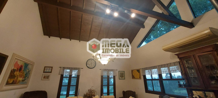 Imagem Casa com 5 Quartos à Venda, 170 m² em Centro - Rancho Queimado Imagem Casa com 5 Quartos à Venda, 170 m² em Centro - Rancho Queimado
