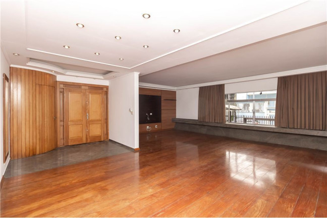 Imagem Casa com 4 Quartos à Venda, em Santana - São Paulo Imagem Casa com 4 Quartos à Venda, em Santana - São Paulo