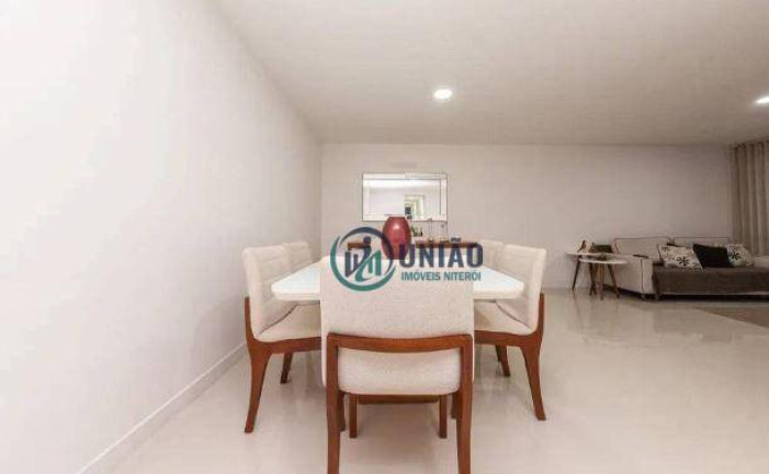Imagem Apartamento com 4 Quartos à Venda, 183 m² em Jardim Icaraí - Niterói