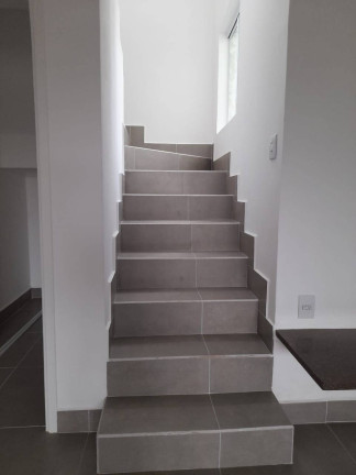 Imagem Sobrado com 3 Quartos à Venda, 225 m² em Alvinópolis - Atibaia