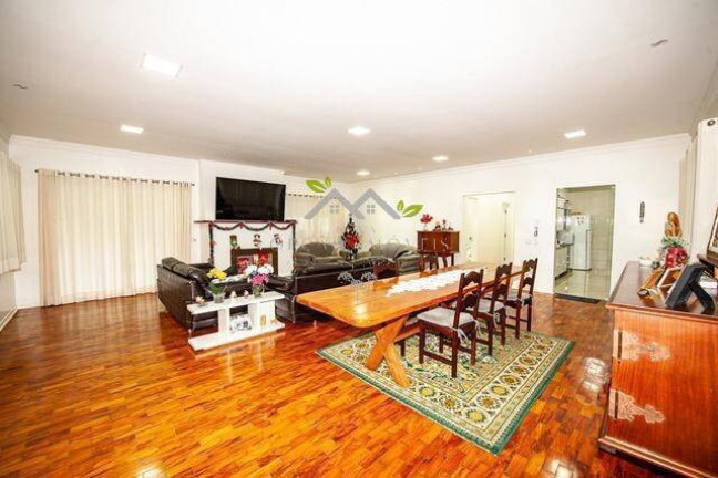 Imagem Casa com 4 Quartos à Venda, 800 m² em Vila Floresta - Campos Do Jordão Imagem Casa com 4 Quartos à Venda, 800 m² em Vila Floresta - Campos Do Jordão