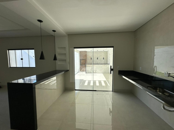 Imagem Casa com 3 Quartos à Venda, 189 m² em Jardim Califórnia - Cuiabá Imagem Casa com 3 Quartos à Venda, 189 m² em Jardim Califórnia - Cuiabá