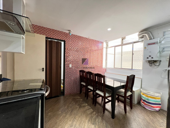 Imagem Imóvel com 3 Quartos à Venda, 95 m² em Laranjeiras - Rio De Janeiro Imagem Imóvel com 3 Quartos à Venda, 95 m² em Laranjeiras - Rio De Janeiro