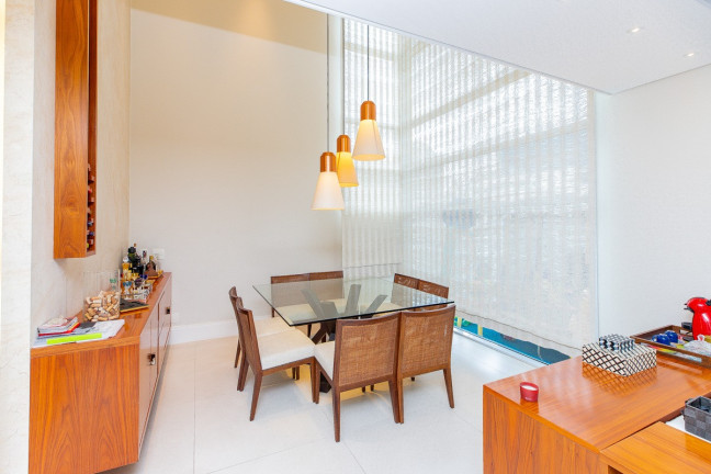 Imagem Apartamento com 3 Quartos à Venda, 240 m² em Vila Mariana - São Paulo