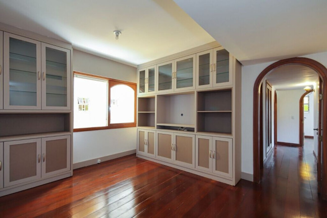 Imagem Apartamento com 3 Quartos à Venda, 155 m² em Menino Deus - Porto Alegre Imagem Apartamento com 3 Quartos à Venda, 155 m² em Menino Deus - Porto Alegre