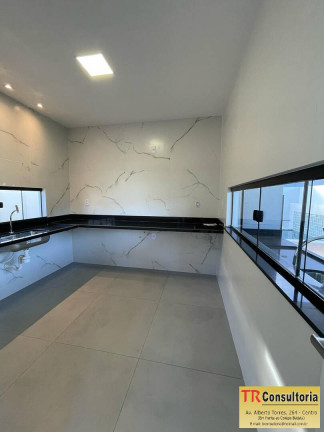Imagem Casa com 3 Quartos à Venda, 180 m² em Campos Dos Goytacazes Imagem Casa com 3 Quartos à Venda, 180 m² em Campos Dos Goytacazes