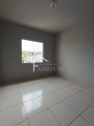 Casa com 3 Quartos à Venda, 91 m² em Iririú - Joinville