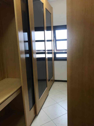 Imagem Casa com 5 Quartos à Venda, 420 m² em Aruã - Mogi Das Cruzes Imagem Casa com 5 Quartos à Venda, 420 m² em Aruã - Mogi Das Cruzes