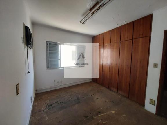 Imagem Casa com 3 Quartos à Venda, 399 m²