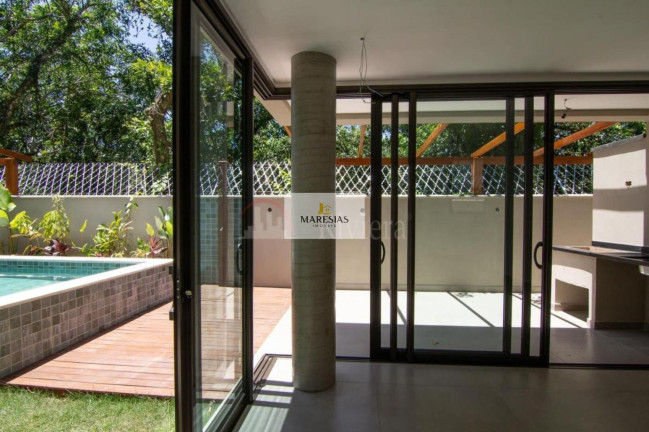 Imagem Casa com 3 Quartos à Venda, 202 m² em Camburi - São Sebastião Imagem Casa com 3 Quartos à Venda, 202 m² em Camburi - São Sebastião