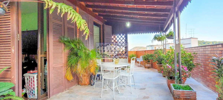 Imagem Cobertura com 4 Quartos à Venda, 421 m² em Laranjeiras - Rio De Janeiro Imagem Cobertura com 4 Quartos à Venda, 421 m² em Laranjeiras - Rio De Janeiro
