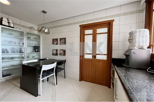 Imagem Apartamento com 3 Quartos à Venda, 109 m² em Passo Da Areia - Porto Alegre Imagem Apartamento com 3 Quartos à Venda, 109 m² em Passo Da Areia - Porto Alegre