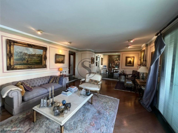 Apartamento com 3 Quartos à Venda, 220 m² em Itaim Bibi - São Paulo