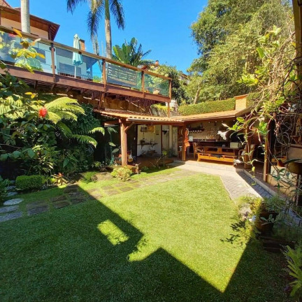Casa com 4 Quartos à Venda,  em Conego - Nova Friburgo