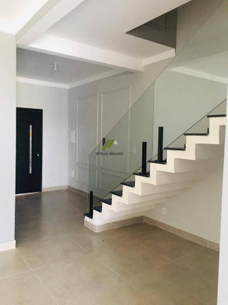 Imagem Casa de Condomínio com 3 Quartos à Venda, 170 m²